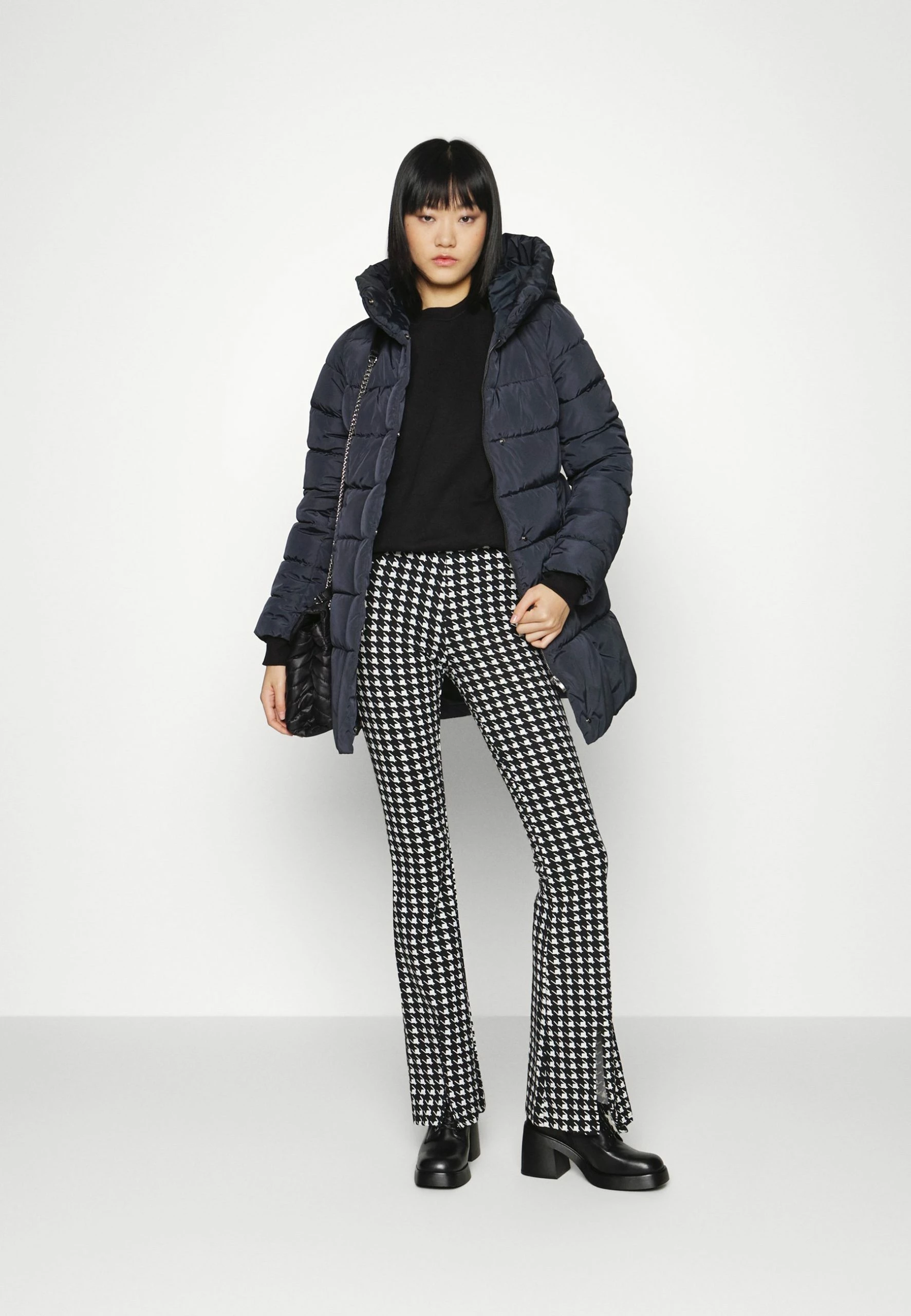 ONLY Onlnewlina Puffer Coat - Winterjas - Blue Graphite 4 ONLY Onlnewlina Puffer Coat - Winterjas - Blue Graphite - Afbeelding 2