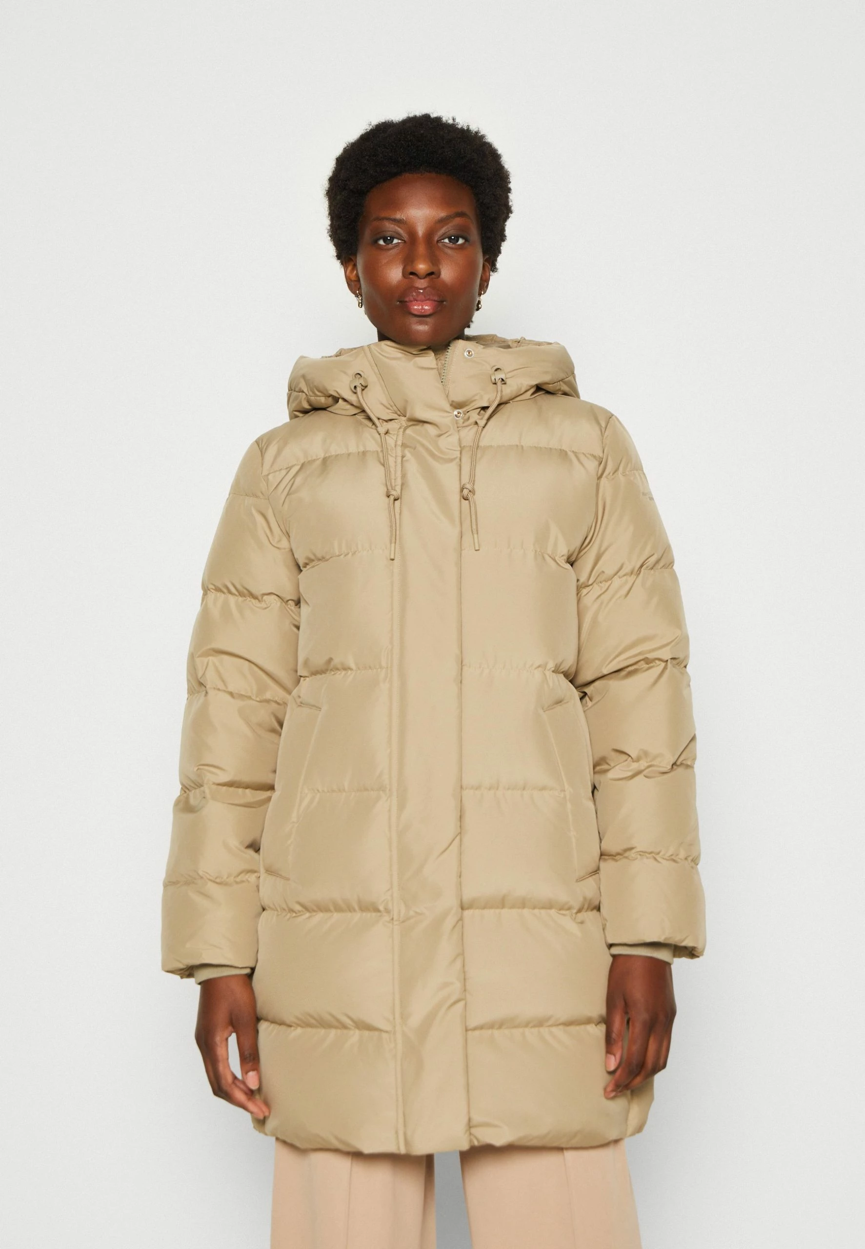 Marc O'Polo DENIM Midi Puffer Coat With Hood Welt Pockets Sideseam Slits - Winterjas - Pumice Stone 3 Marc O'Polo DENIM Midi Puffer Coat With Hood Welt Pockets Sideseam Slits - Winterjas - Pumice Stone