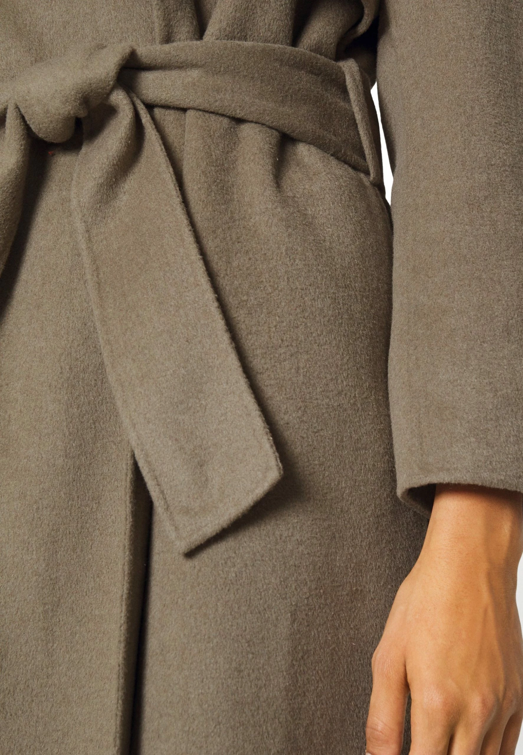 Stylein Tola Coat - Mantel - Sage 6 Stylein Tola Coat - Mantel - Sage - Afbeelding 4