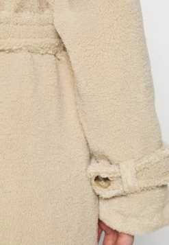 Selected Femme Slfbetty Teddy Coat - Mantel - Sandshell -ONLY shop 1e8c0104e63941b798bf7a24778f8c99