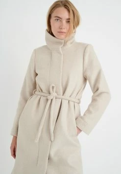 InWear Ming Funnel Coat - Mantel - White