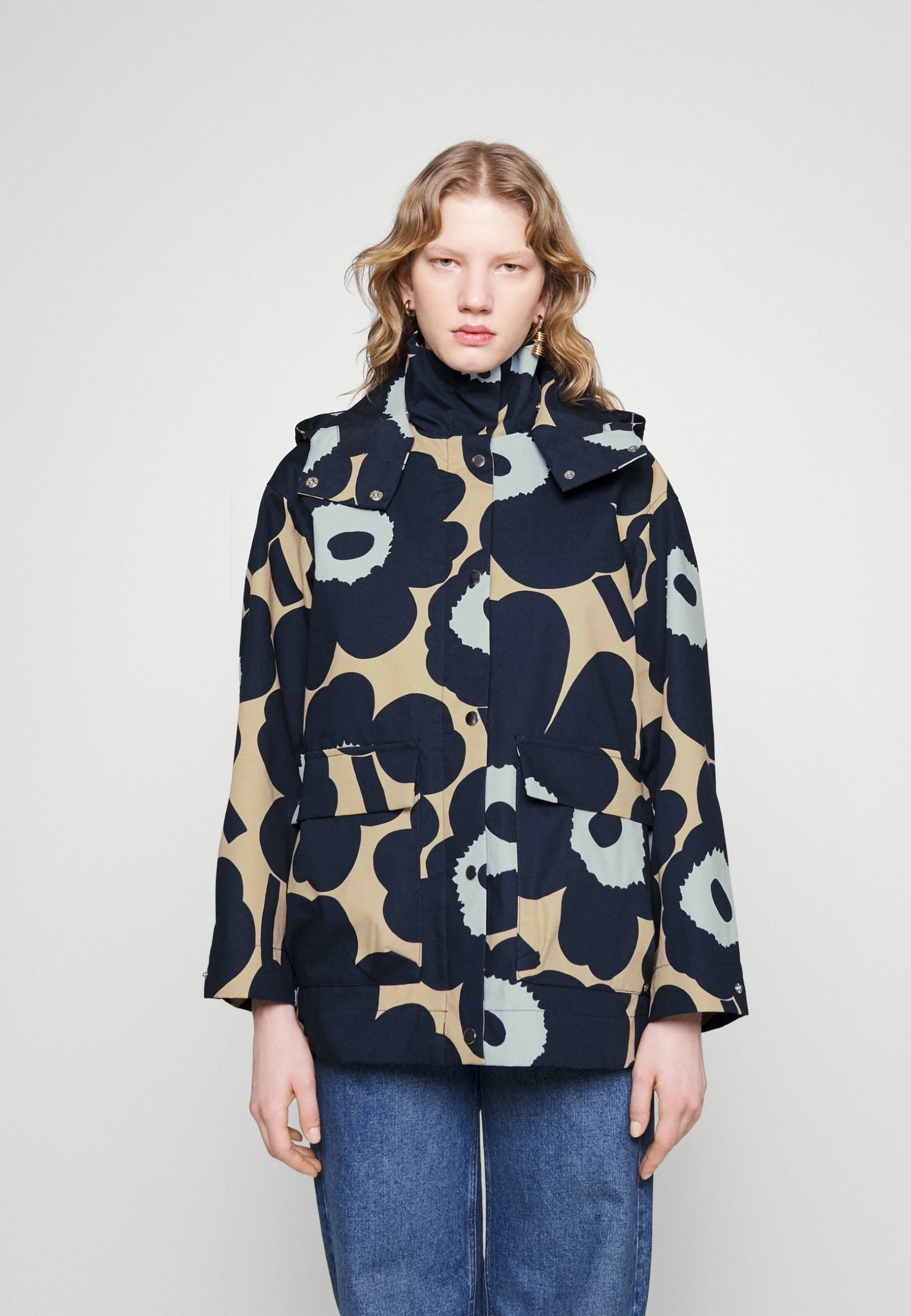 Marimekko Magna Unikko Coat - Parka - Dark Blue, Light Yellow 3 Marimekko Magna Unikko Coat - Parka - Dark Blue, Light Yellow