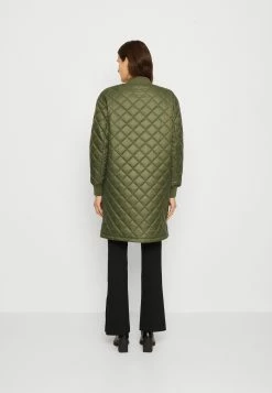 Marc O'Polo Coat Quilted Collar Cuffs Patched Pocket Zipper - Bomberjacks - Wild Olive -ONLY shop 327a2987bce34ad0ac2683afed1eacb7
