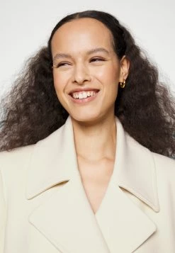 Patrizia Pepe Coat - Halflange Jas - Coconut White -ONLY shop 43c85b6cc1034cf8aa79afe4e2efb4a6