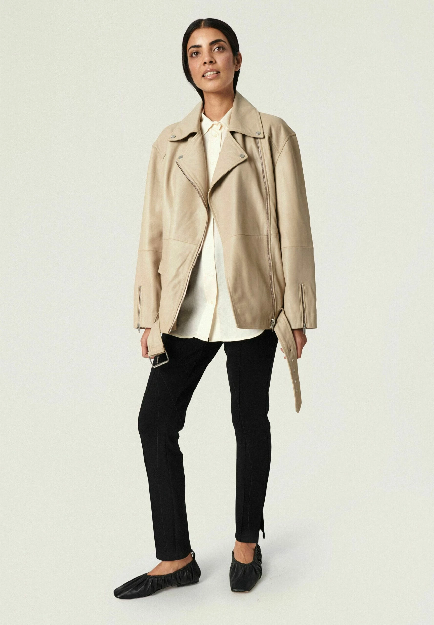 Soaked In Luxury SloliciaStudio - Leren Jas - Trench Coat 3 Soaked In Luxury SloliciaStudio - Leren Jas - Trench Coat