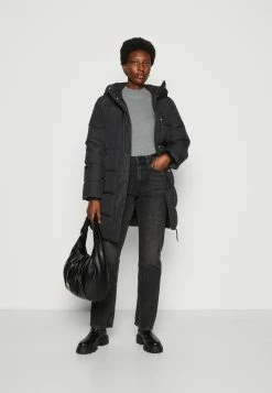 Marc O'Polo DENIM Midi Puffer Coat With Hood Welt Pockets Sideseam Slits - Winterjas - Black 9 Marc O'Polo DENIM Midi Puffer Coat With Hood Welt Pockets Sideseam Slits - Winterjas - Black -ONLY shop 52ea9b1a2ebf472c93ad91da58d78935