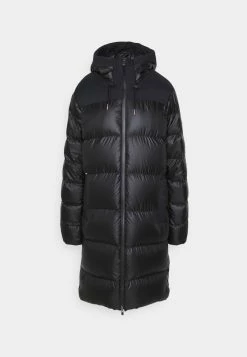 Kjus Men Oslo Coat - Donsjas - Black -ONLY shop 582db7f857aa4edaaea33a95f8ba6f1d