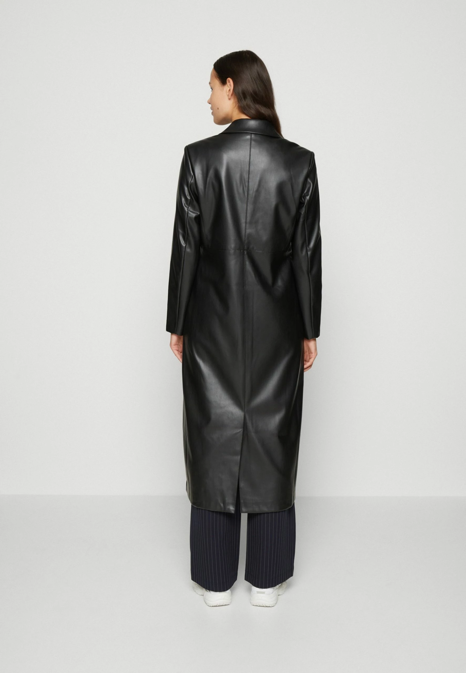 ONLY Onlsaramy Long Coat - Mantel - Black 5 ONLY Onlsaramy Long Coat - Mantel - Black - Afbeelding 3