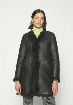 Romy Tigrado Shearling Coat - Halflange Jas - Black Silky -ONLY shop 7eb8b240ee4748bc923df69ff79aaa89