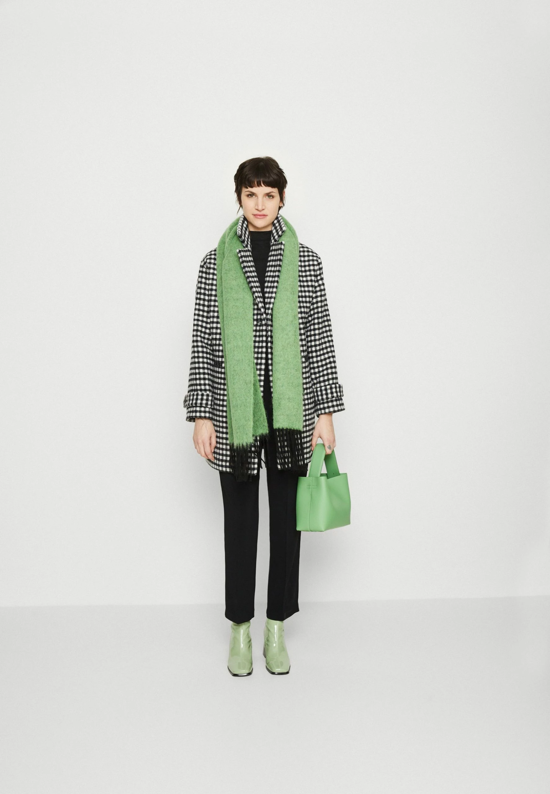 Henry Short Oversized Coat - Halflange Jas - Black 4 Henry Short Oversized Coat - Halflange Jas - Black - Afbeelding 2