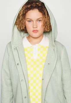 ONLY CARMAKOMA Carsedona Light Coat - Halflange Jas - Light Green 11 ONLY CARMAKOMA Carsedona Light Coat - Halflange Jas - Light Green -ONLY shop 8ec4a953af014fb2b677e81afd62051f