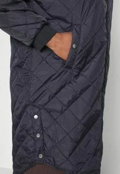 ONLY CARMAKOMA Carsandy Quilt Coat - Mantel - Black -ONLY shop b5429415d41d44ce9cad0a3f4174c690