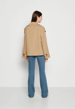 Yasminki Short Coat - Lichte Jas - Silver Mink 10 Yasminki Short Coat - Lichte Jas - Silver Mink -ONLY shop c1c8b154fd1143b0bd61ffdafe9ed5da