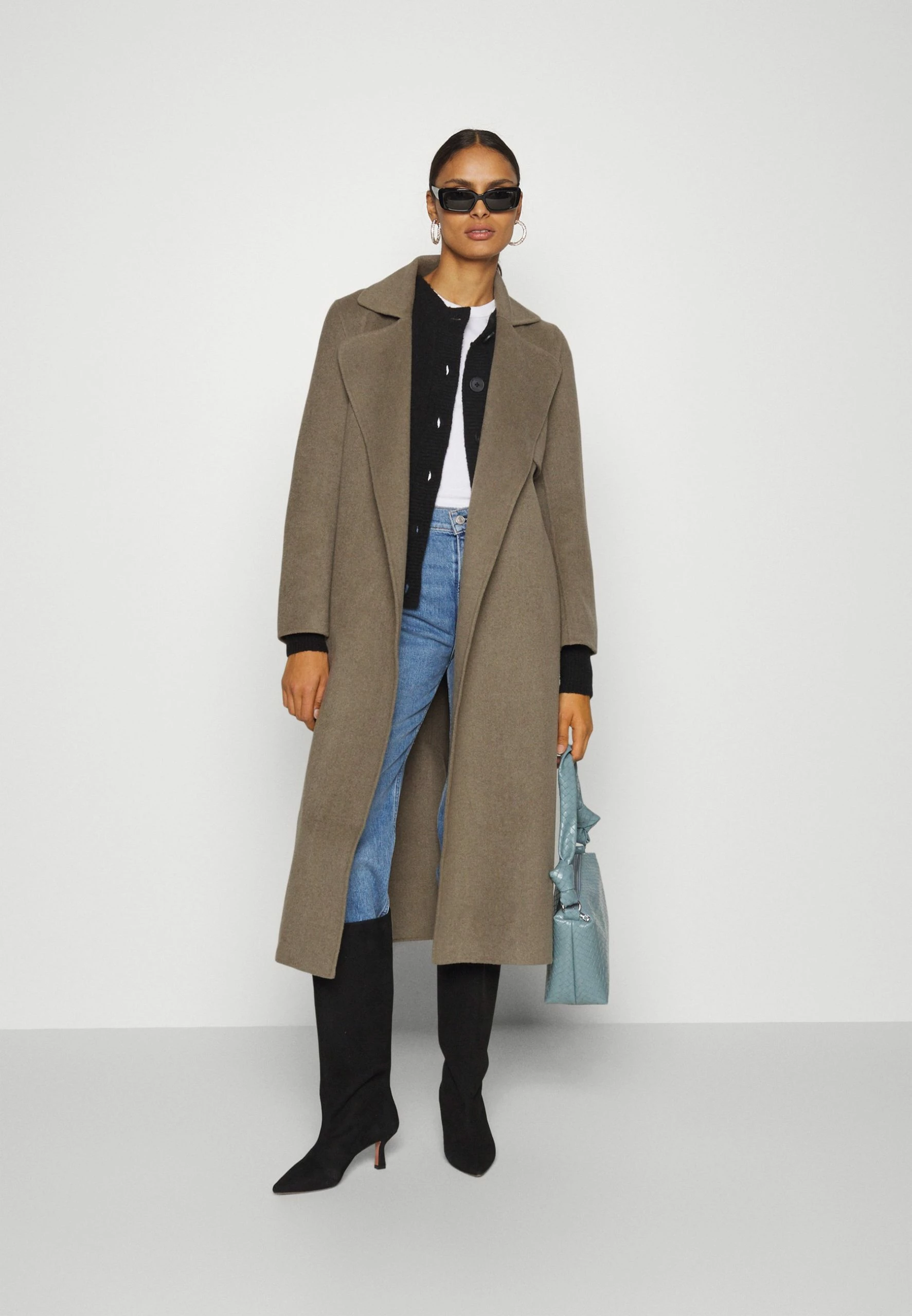 Stylein Tola Coat - Mantel - Sage 4 Stylein Tola Coat - Mantel - Sage - Afbeelding 2