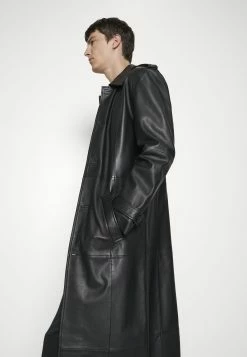 Long Coat Paneled - Mantel - Black 17 Long Coat Paneled - Mantel - Black -ONLY shop caefa67c2f1944f5b1669f4257732d29