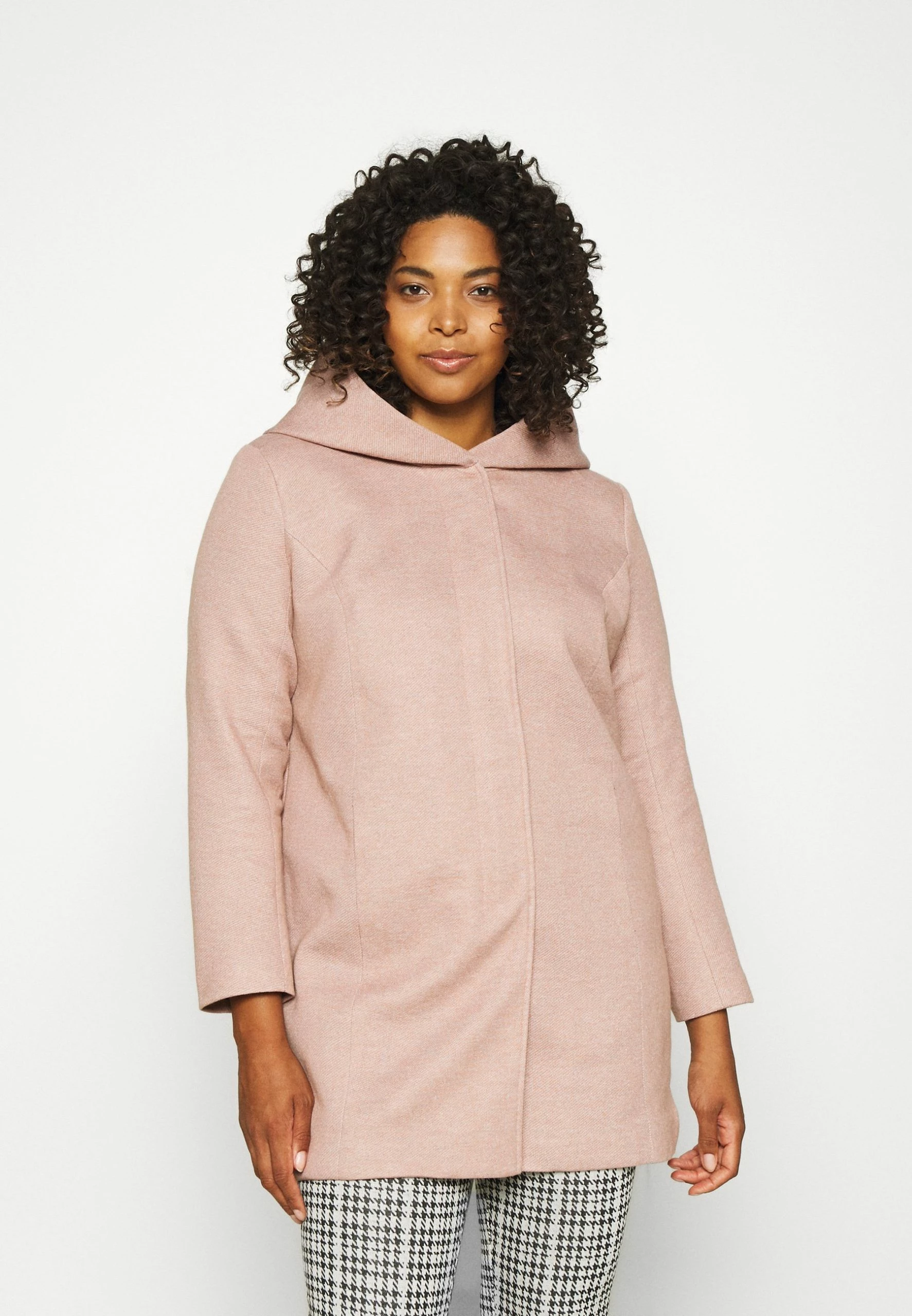 ONLY CARMAKOMA Carsedona Light Coat - Halflange Jas - Mocha Mousse 3 ONLY CARMAKOMA Carsedona Light Coat - Halflange Jas - Mocha Mousse