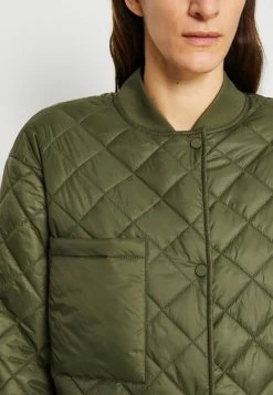 Marc O'Polo Coat Quilted Collar Cuffs Patched Pocket Zipper - Bomberjacks - Wild Olive -ONLY shop d95092c695a248e9811d5d43df5dd02a