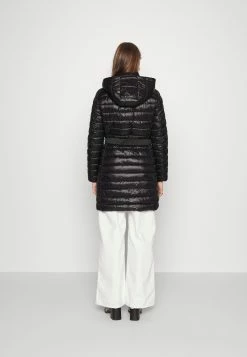 ONLY Onlscarlett Quilted Belted Coat- Winterjas - Black -ONLY shop e6247f033909428ba77530f1e683f456