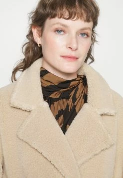 Selected Femme Slfbetty Teddy Coat - Mantel - Sandshell -ONLY shop f7f419f2b23d4feca1f19949bdef5c32